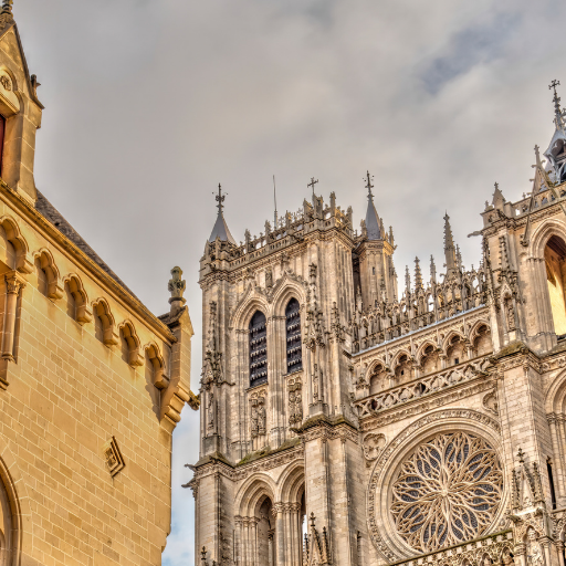 Urban Game et Cathédrale Gothique : un mélange innovant.