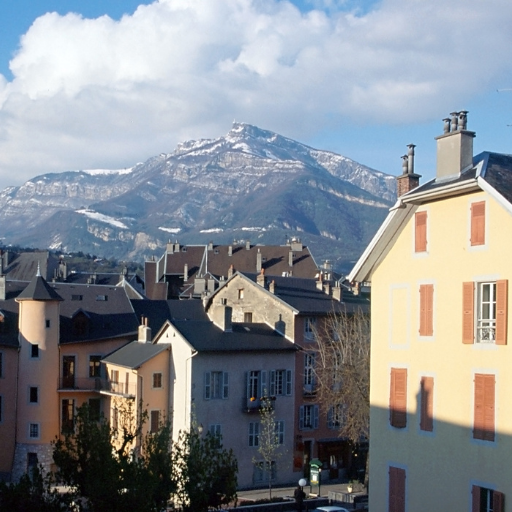 Un incentive à la montagne ? Faites-une pause dans les rues de Chambéry