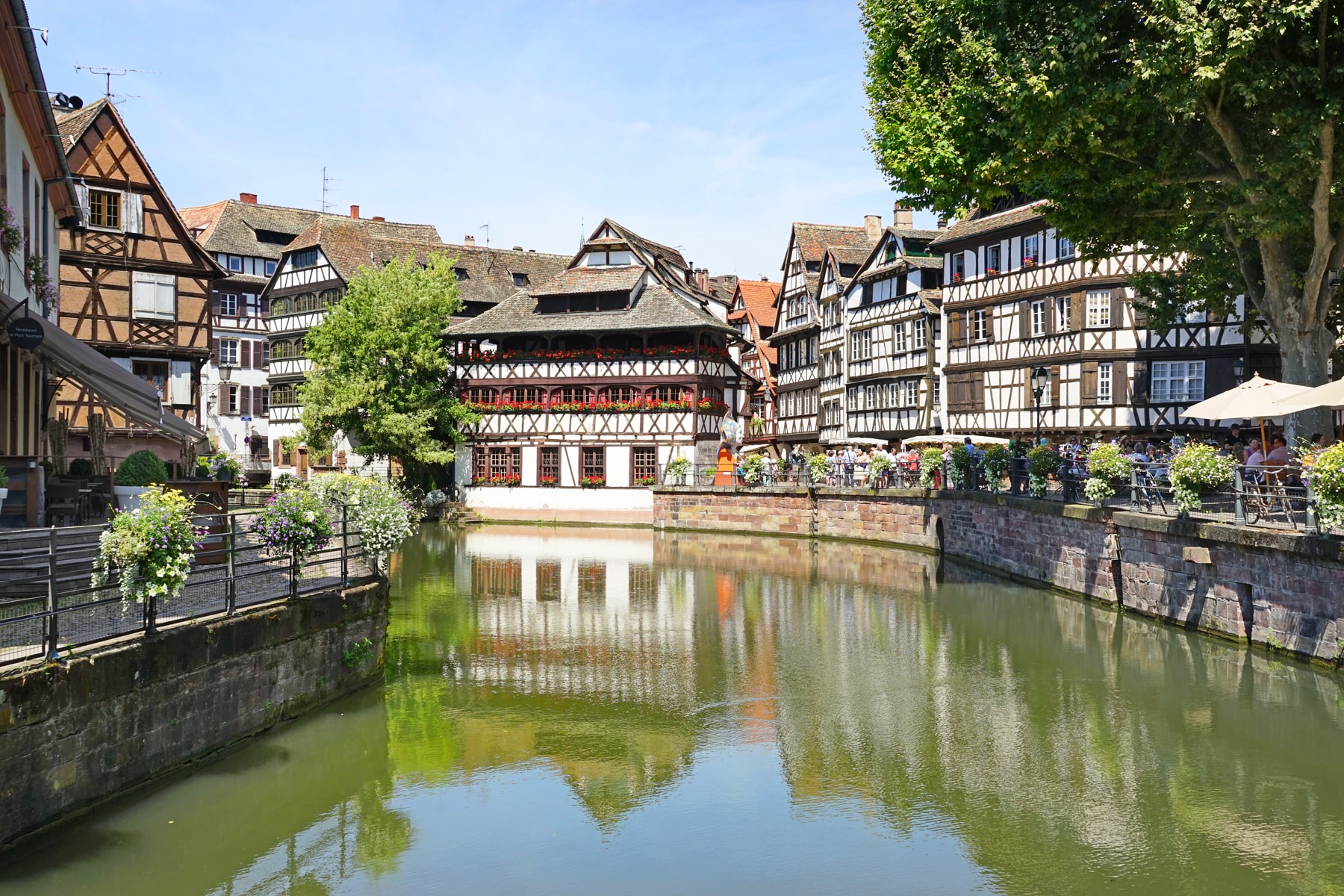 Photo de la petite France à Strasbourg et son fleuve