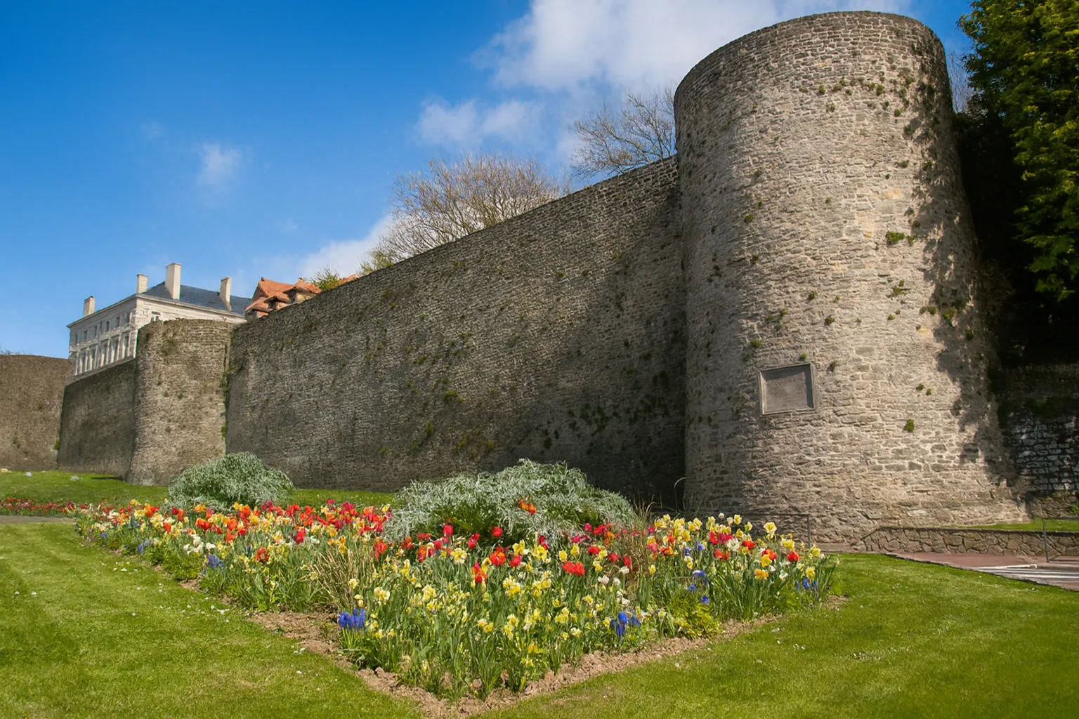 Illustration des remparts à Boulogne sur Mer