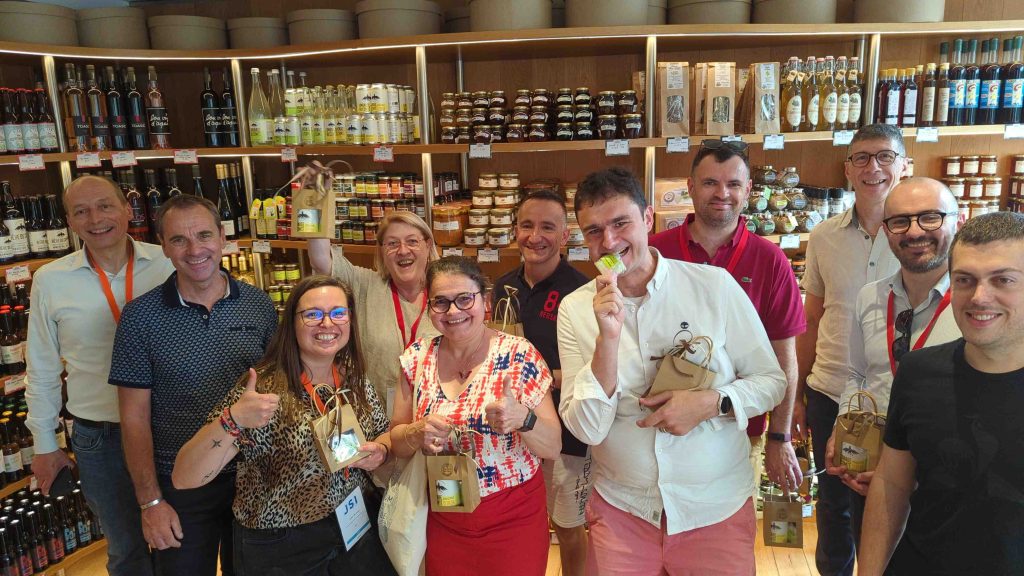 Photo d'une équipe lors d'une pause gourmande