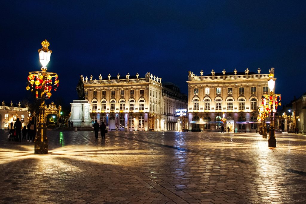 Photo de la place Stanislas à Nancy de nuit